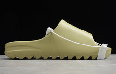 YEEZY Slipper