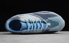 YEEZY BOOST 700