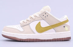 NIKE SB DUNK LOW SAMBA