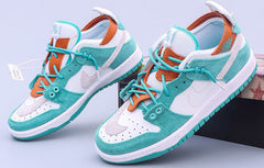 Ziv Lee X NIKE SB DUNK LOW