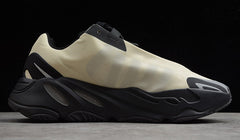 YEEZY BOOST 700 MNVN