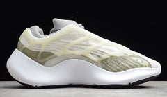 YEEZY BOOST 700 V3