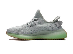 YEEZY BOOST 350V2 Hyperspace