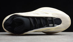 YEEZY BOOST 700 V3