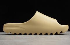 Yeezy Slipper