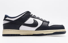 Nike WMNS SB Dunk Low Light Bone “Aged Navy”