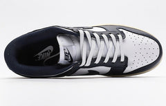 Nike WMNS SB Dunk Low Light Bone “Aged Navy”