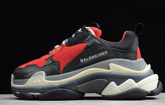 BALENCIAGA TRIPLE S