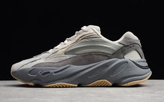 YEEZY BOOST 700