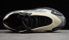 YEEZY BOOST 700 MNVN