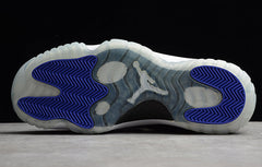 Air Jordan 11 Concord