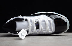 Air Jordan 11 Concord